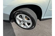 $8888 : 2004 RX 330 thumbnail