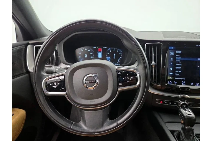 $23998 : Volvo XC60 2019 T5 Inscripti image 10