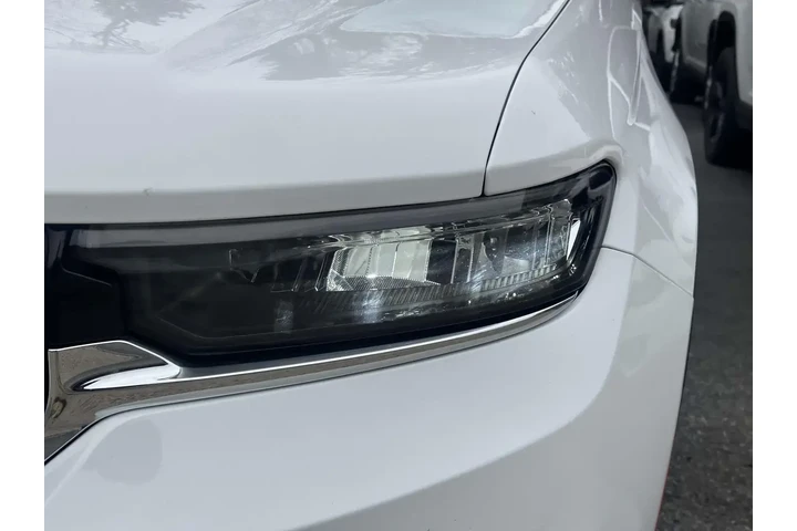 $27985 : Jeep Grand Cherokee 2023 4x4 image 7