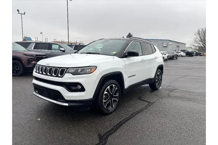 $24799 : Jeep Compass 2024 4x4 Limite image 3