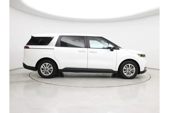 $30998 : Kia Carnival 2024 LX 4dr Min image 7