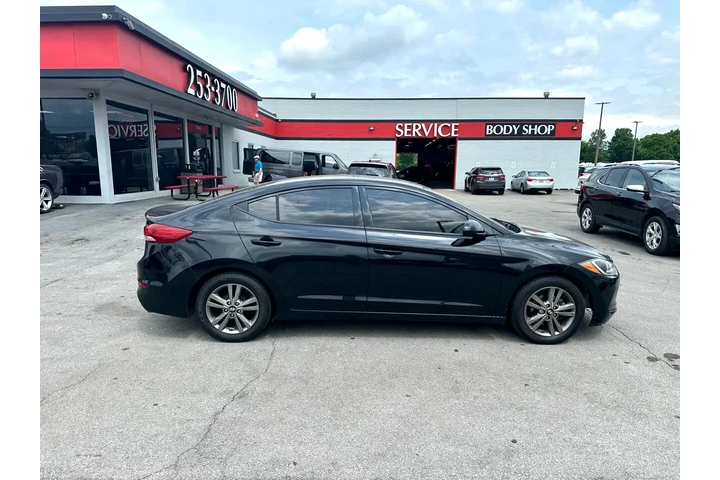 $8980 : 2017 Elantra Value Edition 2. image 1