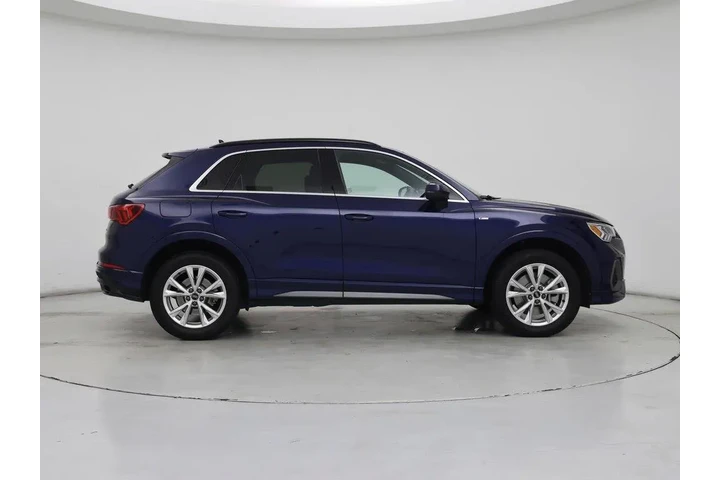 $23998 : Audi Q3 2022 AWD quattro S l image 7