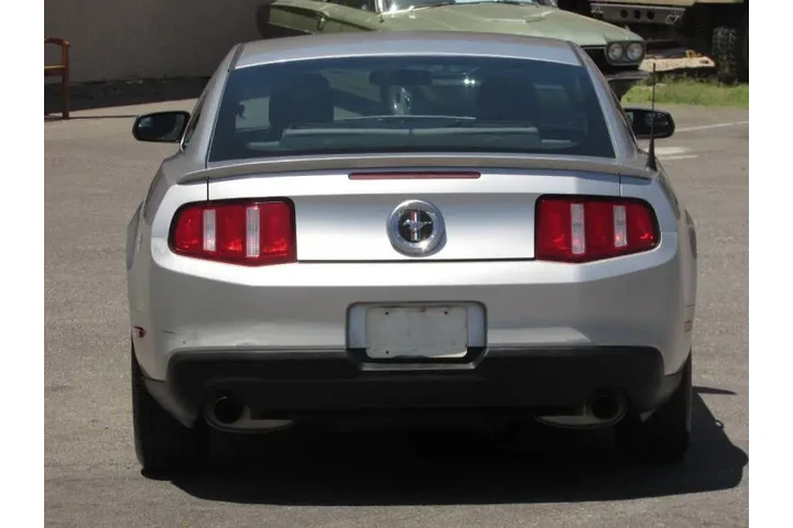 $8995 : 2012 Mustang V6 Premium image 6