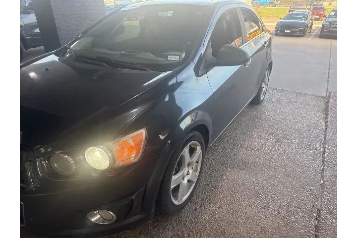 $6221 : Chevrolet Sonic 2015 LTZ Aut image 1