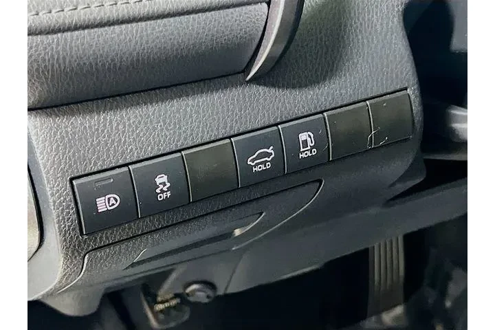 $19877 : Toyota Camry 2024 LE 4dr Sed image 10