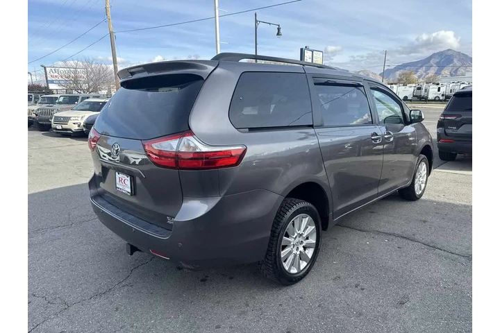 $17710 : 2015 Sienna XLE image 7