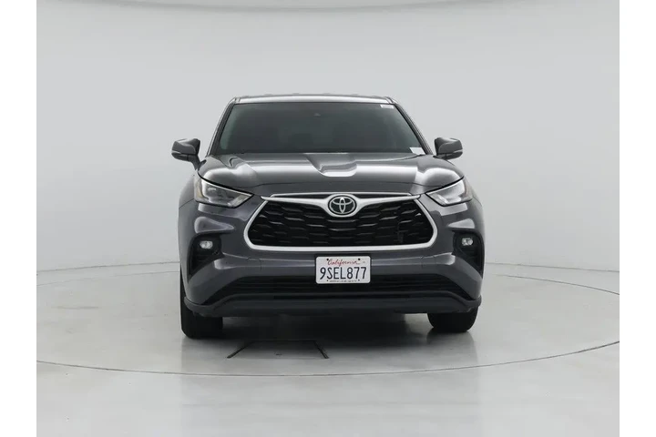 $30998 : Toyota Highlander 2023 AWD L image 5