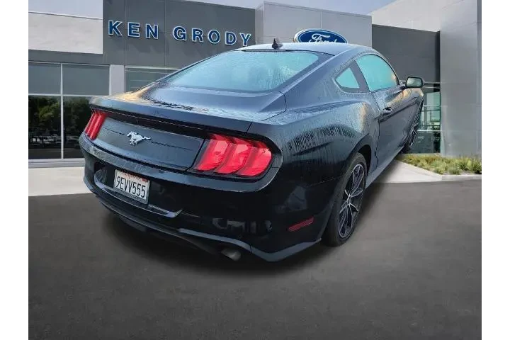 $28150 : Ford Mustang 2022 EcoBoost 2 image 2