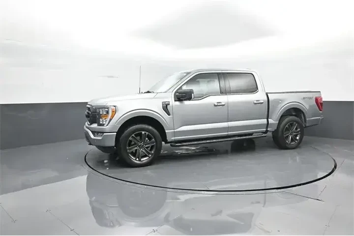 $39990 : Ford F-150 2023 4x4 XLT 4dr image 4