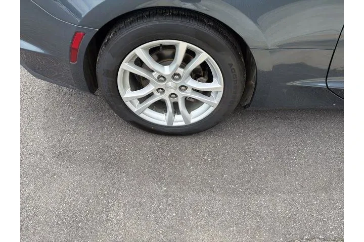 $18990 : Chevrolet Camaro 2020 LS 2dr image 8