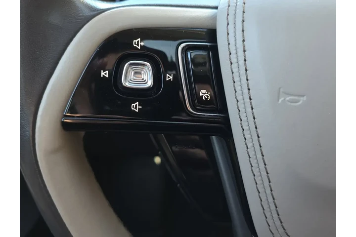 $34099 : Lincoln Aviator 2021 AWD Res image 3