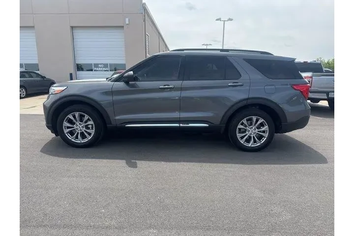 $28000 : Ford Explorer 2023 AWD XLT 4 image 7