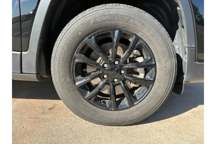 $22958 : Jeep Cherokee 2023 4x4 Altit image 8