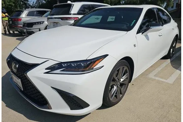 $30800 : Lexus ES 350 2019 F SPORT 4d image 1