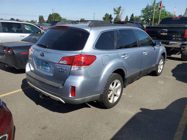 $8995 : 2013 Outback 3.6R Limited image 3