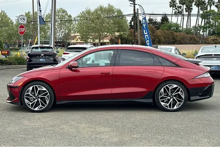 $23990 : Hyundai IONIQ 6 2023 Limited image 10