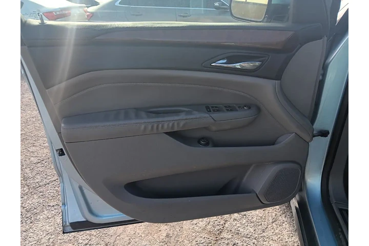 $7500 : 2011 SRX LUXURY COLLECTION image 8