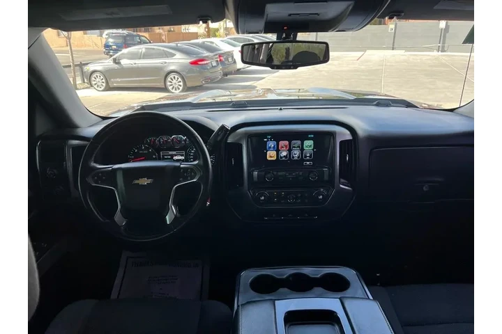 2017 Silverado 1500 LT Crew C image 9