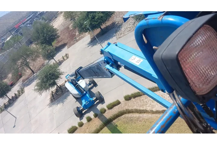Maquinara y maniobras construc image 3