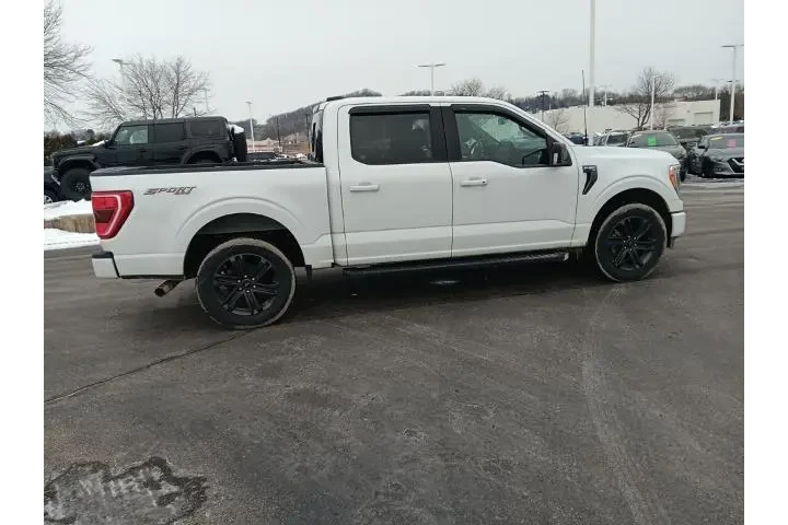 $40000 : Ford F-150 2023 4x4 XLT 4dr image 5