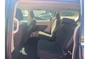 $17820 : Chrysler Voyager 2023 LX 4dr thumbnail