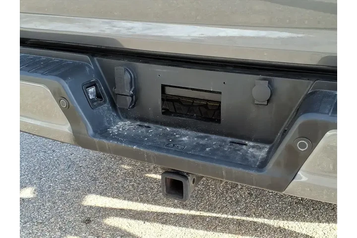 $35950 : Ford F-150 2022 4x4 XLT 4dr image 5