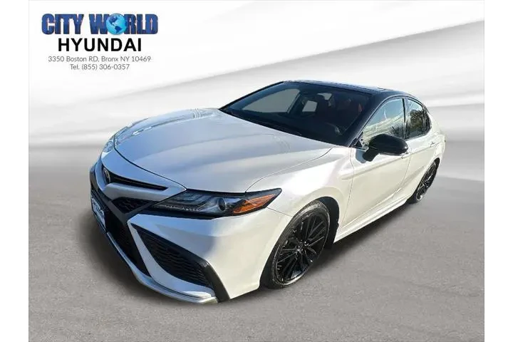$27682 : Toyota Camry 2023 AWD XSE 4d image 1
