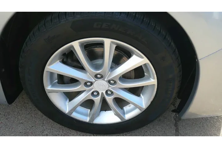 $8999 : 2014 Impreza 2.0i Premium image 10