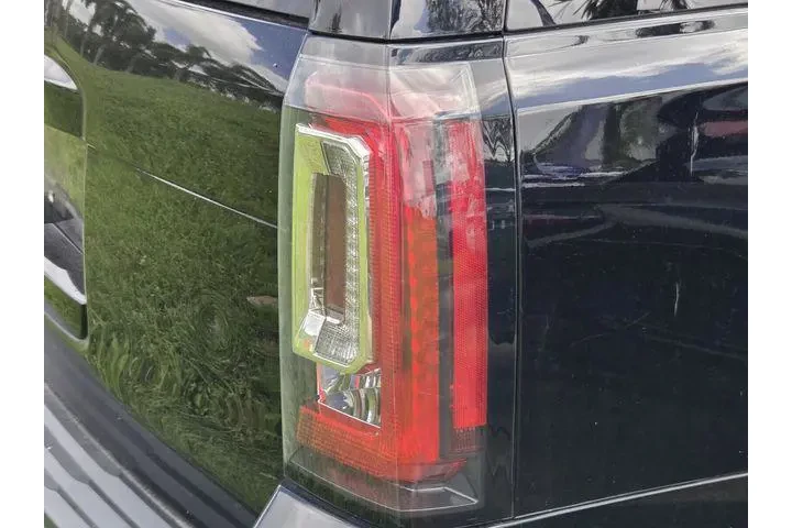 $22411 : GMC Yukon 2020 4x4 SLT 4dr S image 9