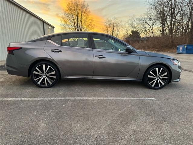 $14995 : 2021 Nissan Altima image 4