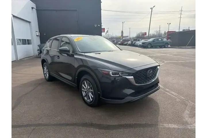 $27980 : Mazda CX-5 2023 AWD 2.5 S Pr image 1