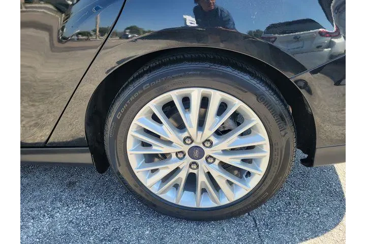 $8691 : Ford Focus 2015 Titanium 4dr image 7