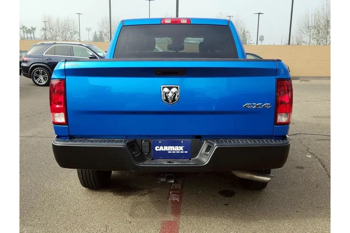 $26998 : Ram 1500 Classic 2022 4x4 Tr image 6