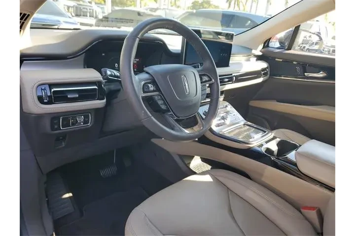 $28990 : Lincoln Nautilus 2023 Standa image 8