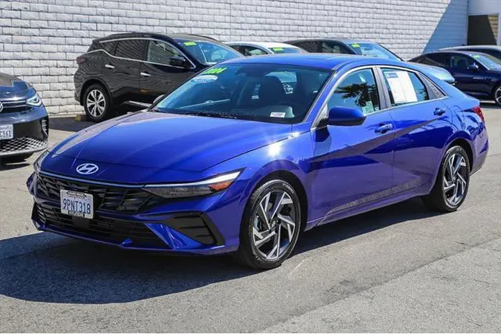 $18495 : Hyundai ELANTRA 2024 SEL 4dr image 3