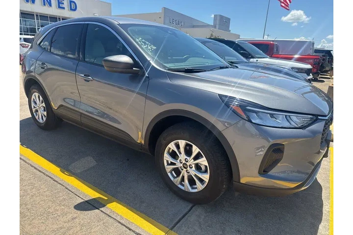 $25125 : Ford Escape 2024 AWD Active image 1