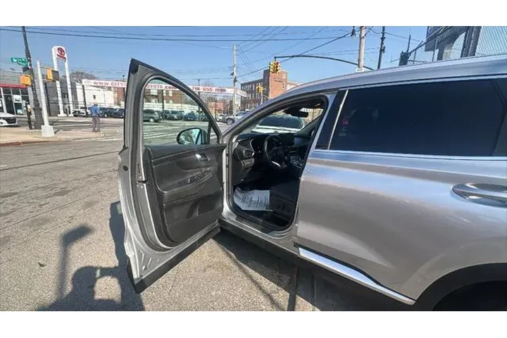 $22815 : Hyundai SANTA FE 2022 AWD SE image 10