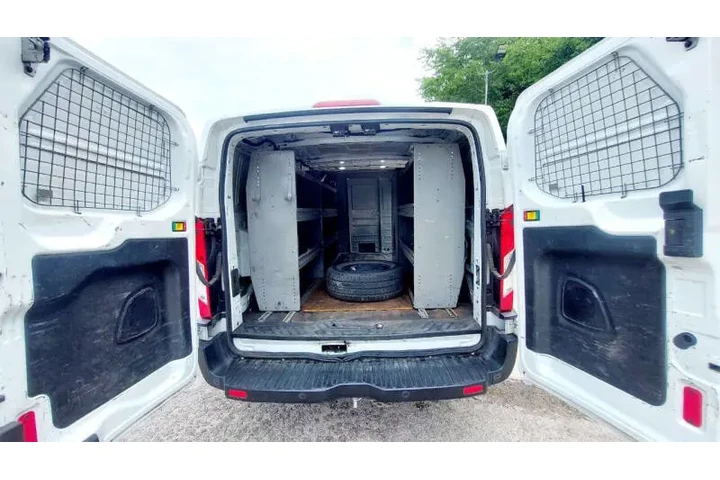 $14990 : 2019 Transit 250 image 7