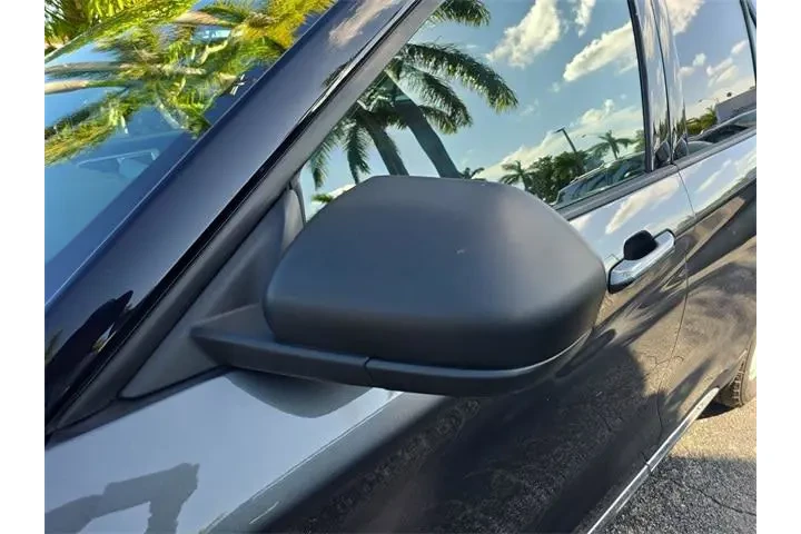 Ford Explorer 2020 XLT 4dr S image 9