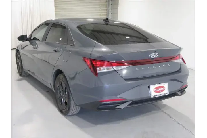$18770 : Hyundai ELANTRA 2023 SEL 4dr image 6