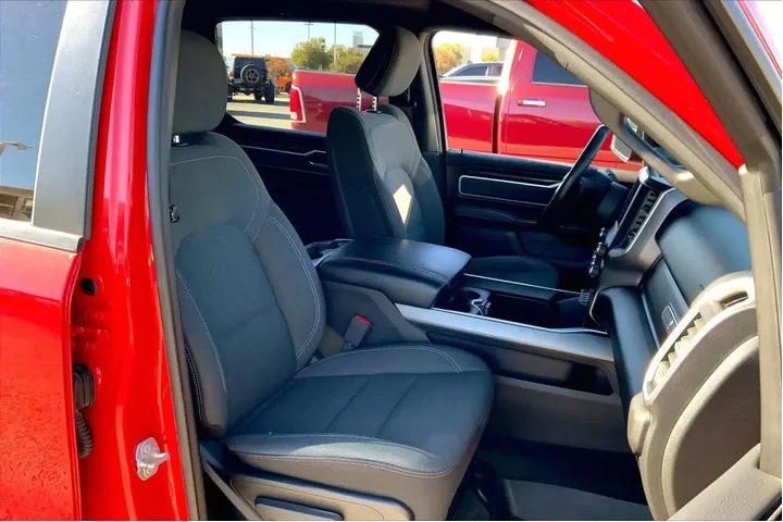 $24981 : Ram 1500 2021 4x2 Lone Star image 8