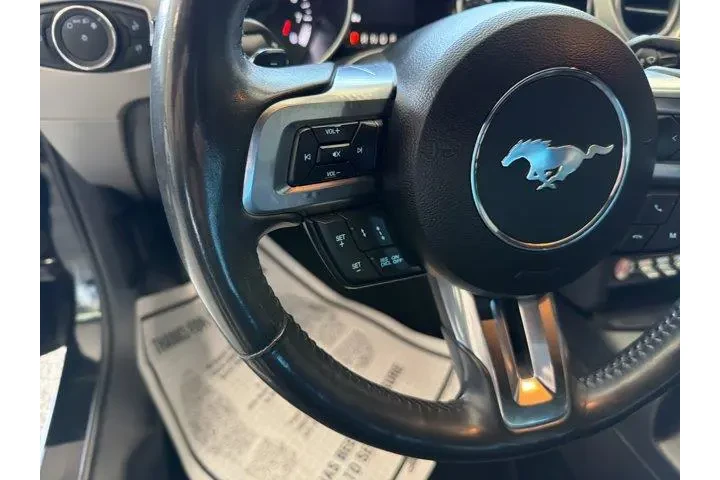 $31541 : Ford Mustang 2018 GT 2dr Fas image 8