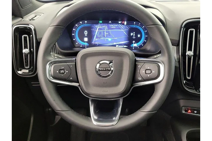 $30998 : Volvo XC40 2023 AWD B5 Plus image 10