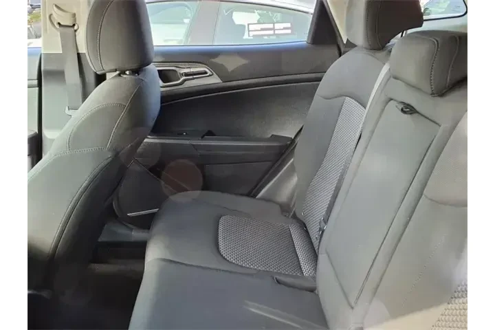 $19189 : Kia Sportage 2024 LX 4dr SUV image 9