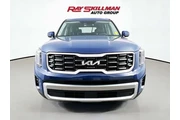 $30988 : Kia Telluride 2023 S 4dr SUV thumbnail