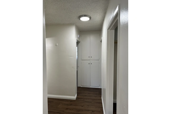 $2495 : Apt Remodelado con Estac image 6