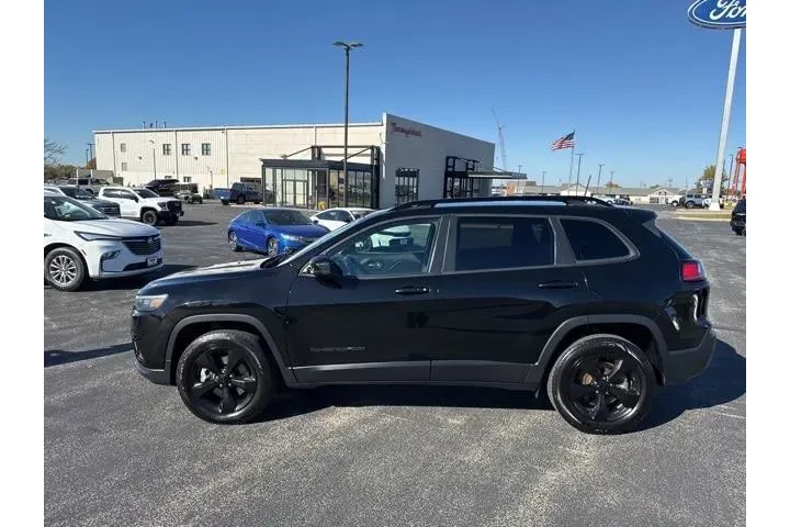 $16912 : Jeep Cherokee 2020 4x4 Latit image 2