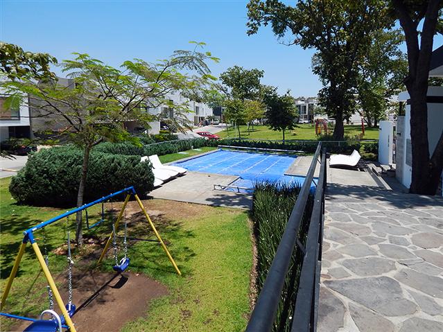 $1350000 : Madeiras II, Zapopan. 102 Mts. image 3