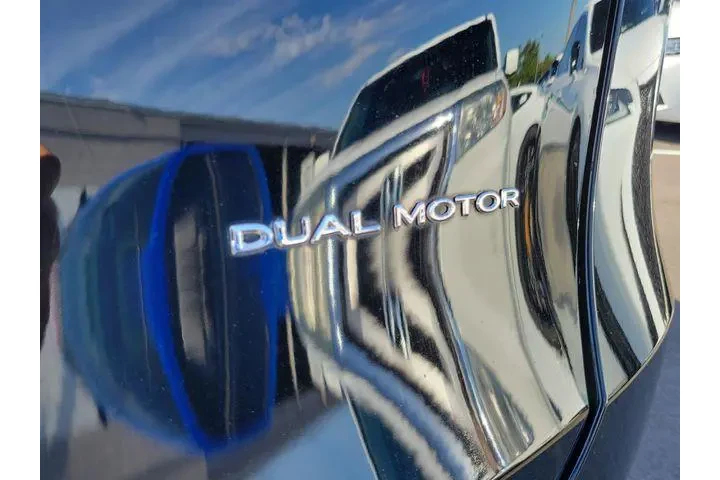 $32991 : Tesla Model Y 2022 AWD Long image 5